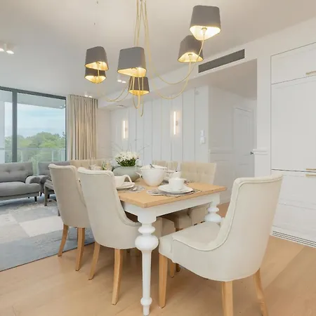 Jantaris Luxury By The Sea Mielno By Renters Prestige Apartment Mielno (Koszalin)