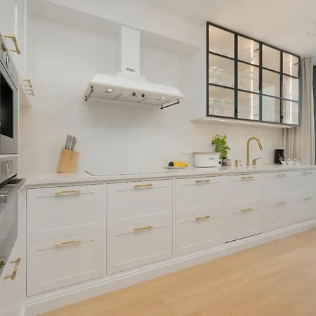 Jantaris Luxury By The Sea By Renters Prestige *