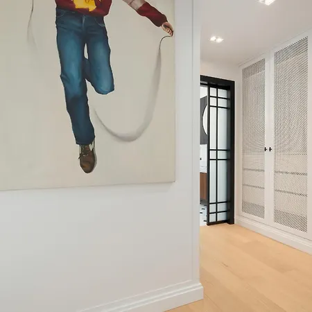 Jantaris Luxury By The Sea By Renters Prestige Appartamento