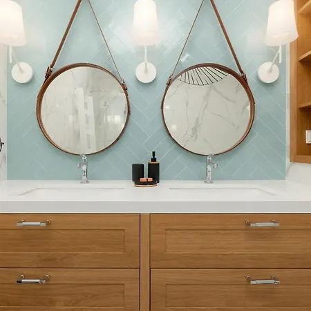 Appartamento Jantaris Luxury By The Sea By Renters Prestige